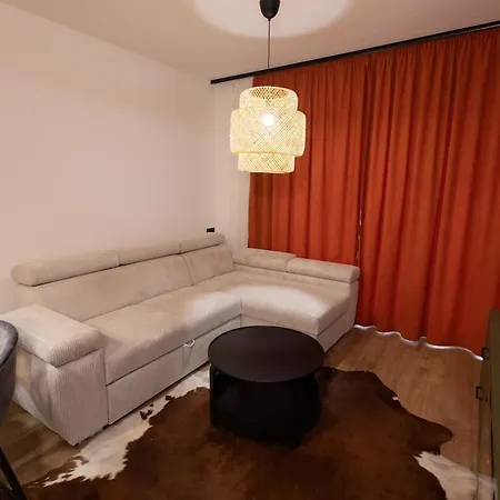 Cozy & Comfortable With Free Parking Апартамент София